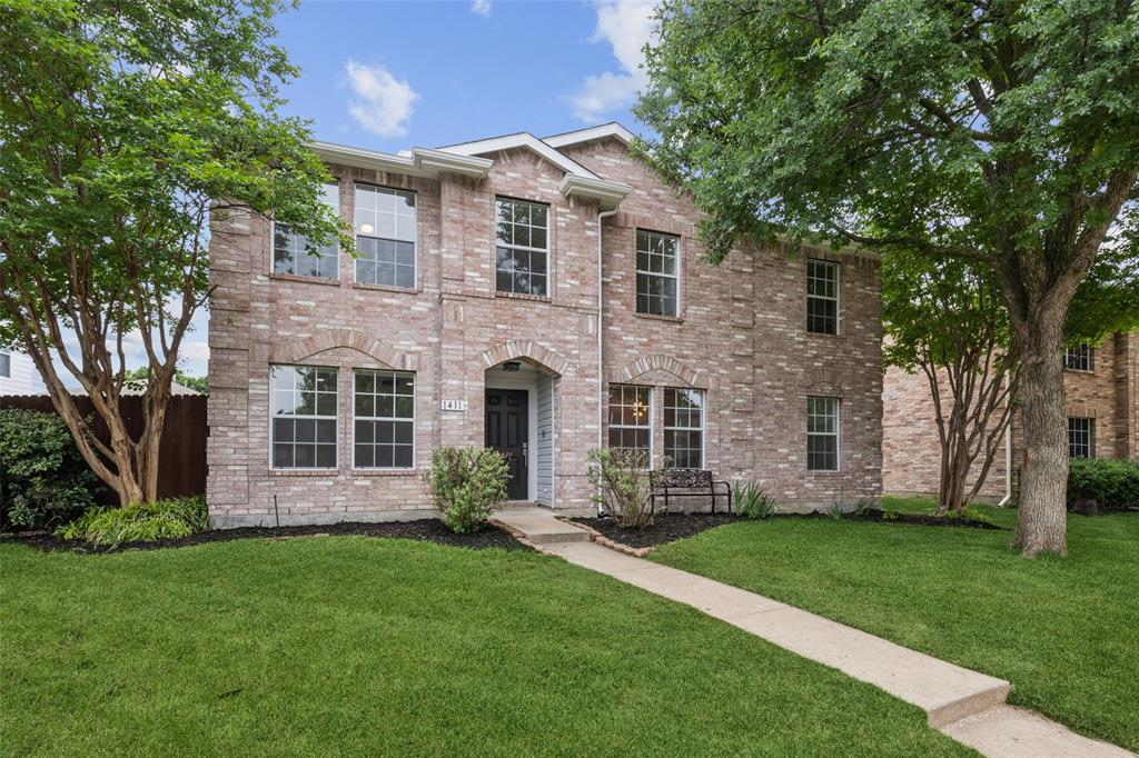 1411 Thistle Circle
