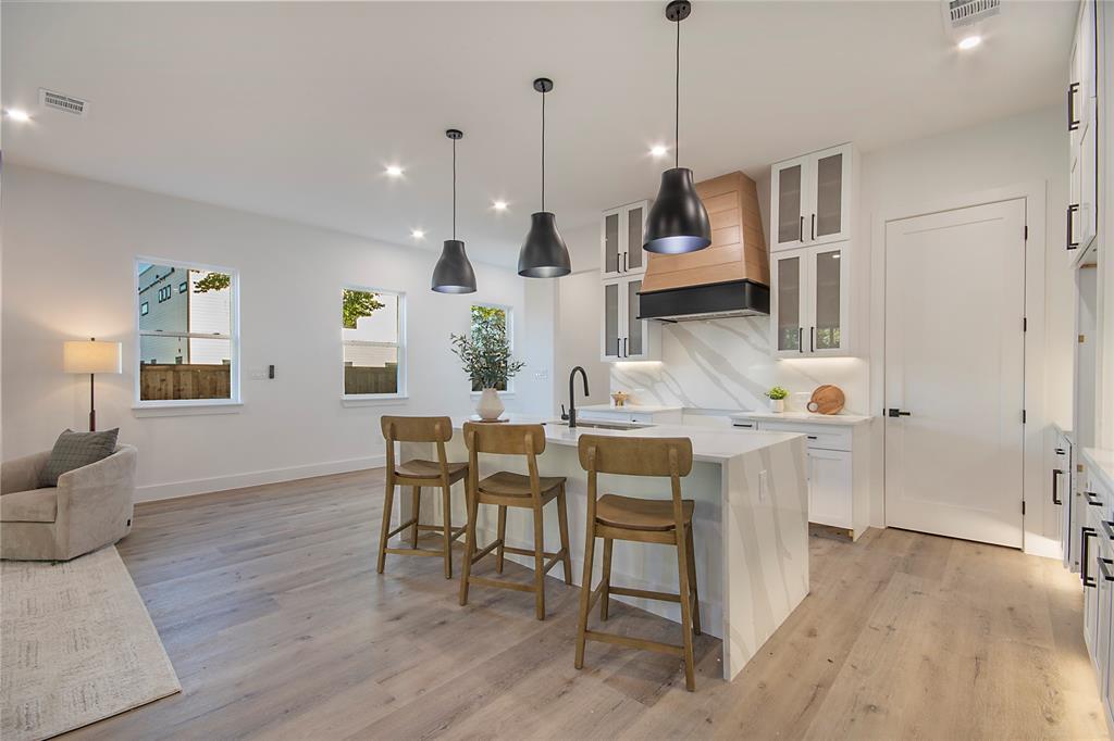 MRS ALLIE HUFFMANS REPLAT - Residential