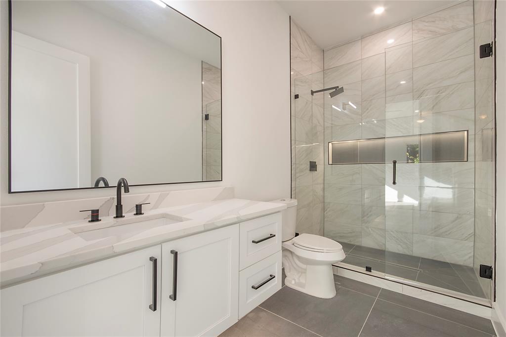 MRS ALLIE HUFFMANS REPLAT - Residential