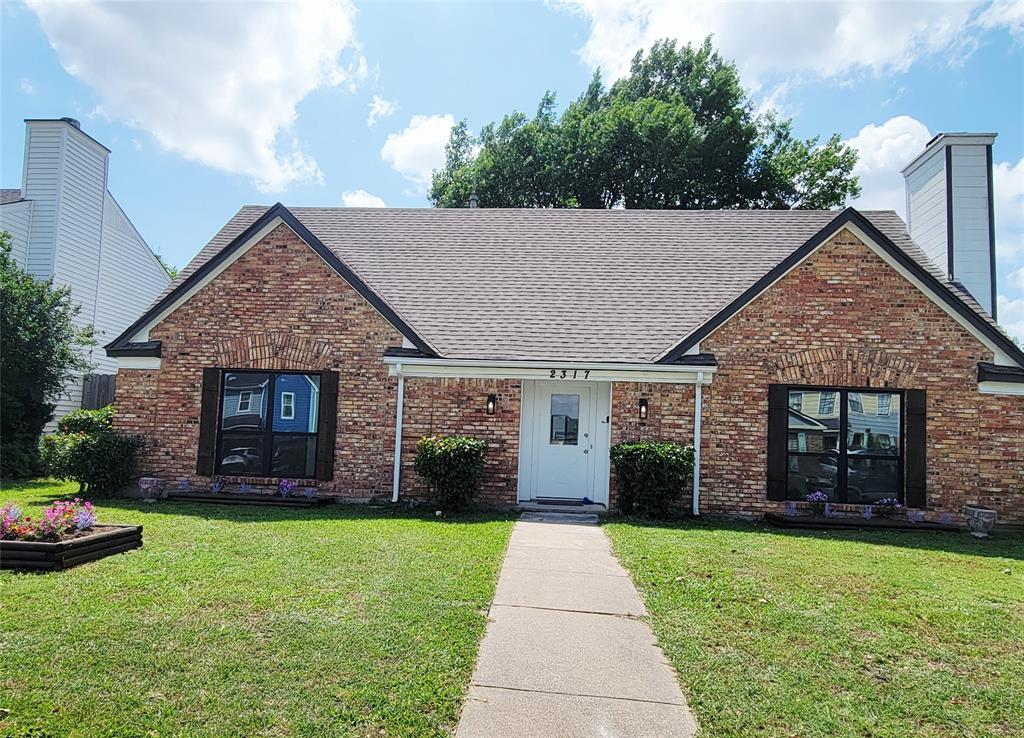 2317 Woodhollow Avenue