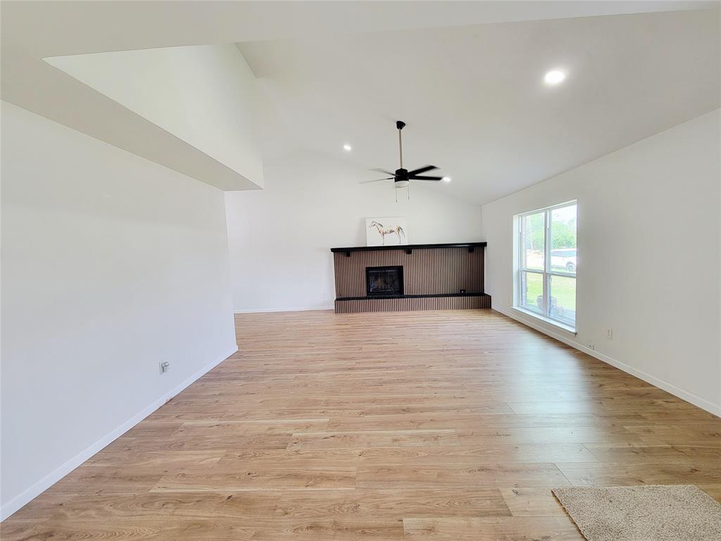 2317 Woodhollow Avenue