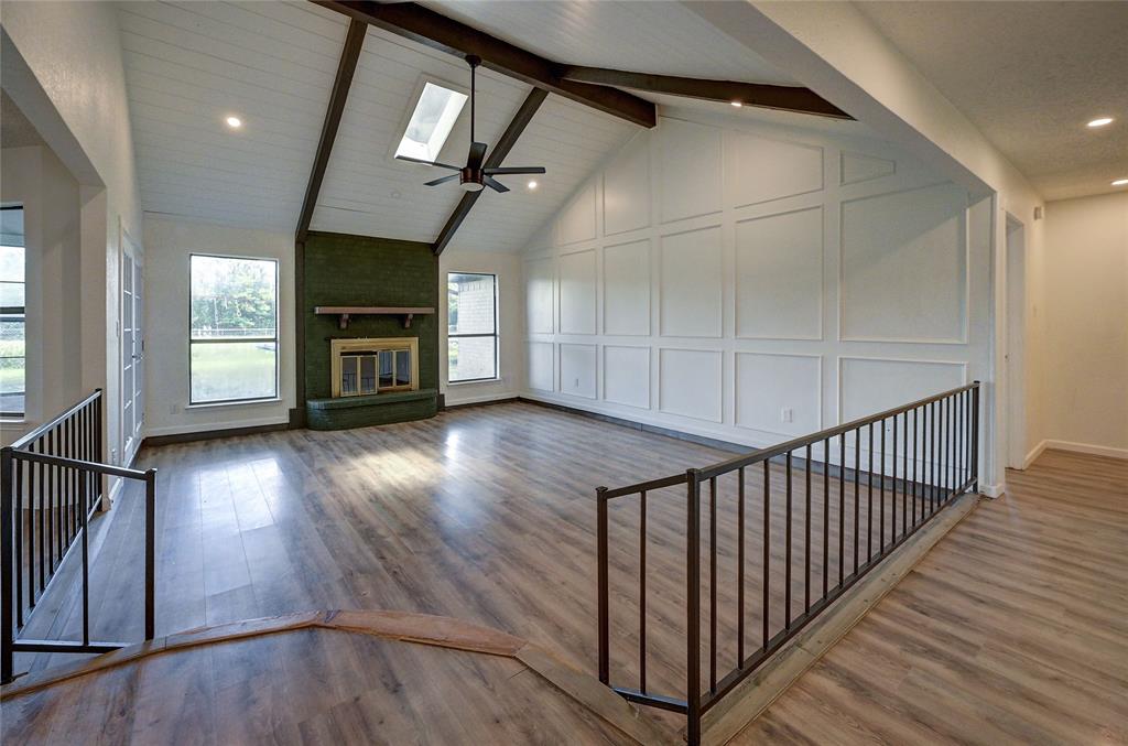 506 Betsy Ross Drive