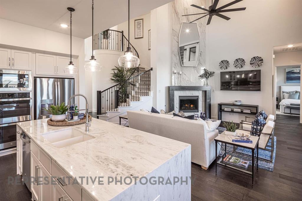 803 Shady Oaks Drive