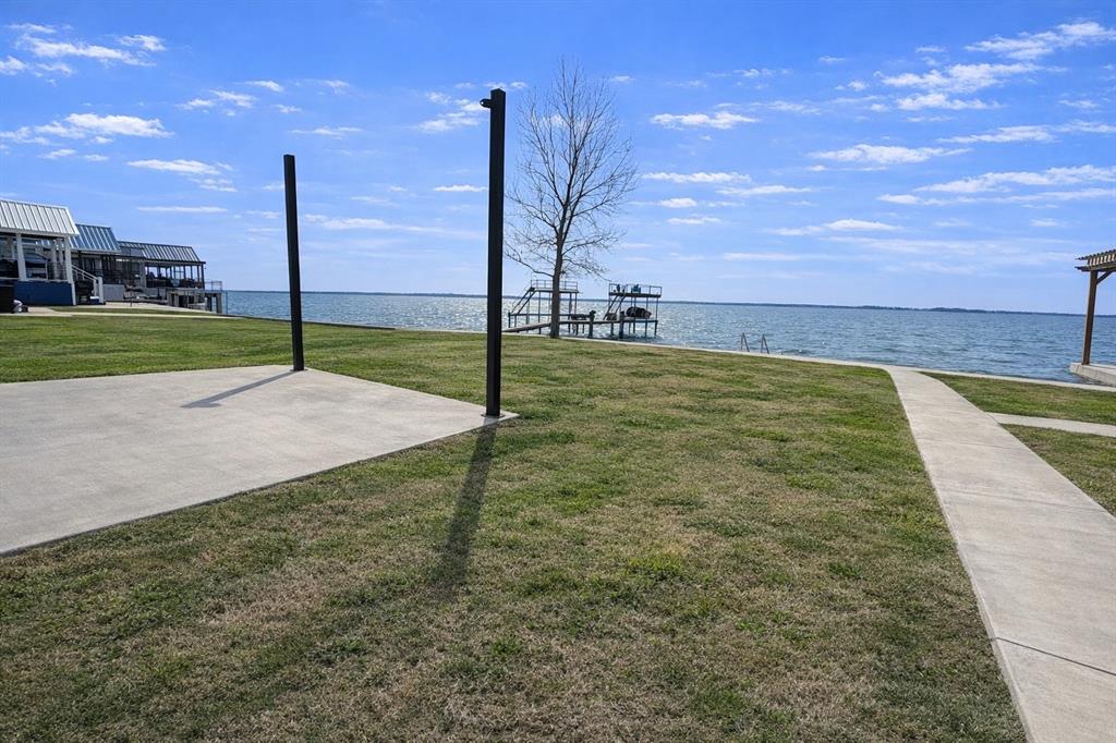 Peninsula Point - Land