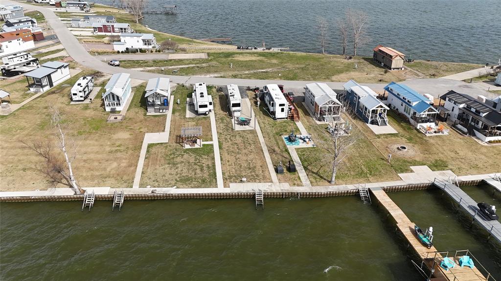 Peninsula Point - Land