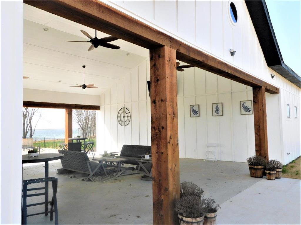 Peninsula Point - Land