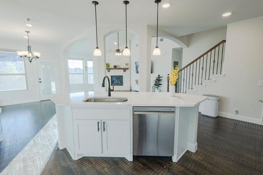 Creekview Mdws East Ph 1 - Residential Lease