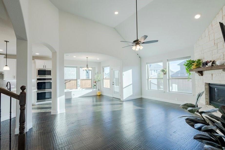 Creekview Mdws East Ph 1 - Residential Lease