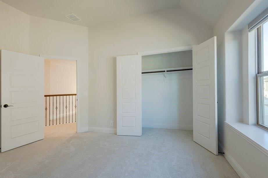 Creekview Mdws East Ph 1 - Residential Lease