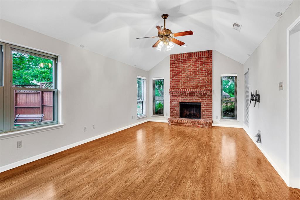 1513 Clover Drive