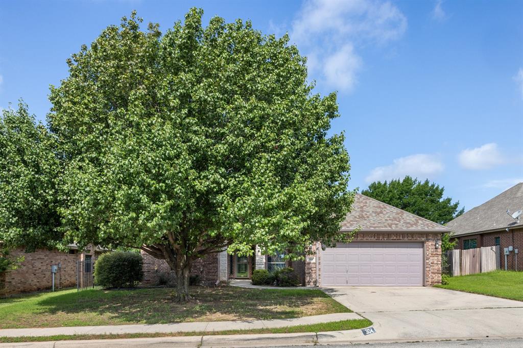 304 Jade Lane