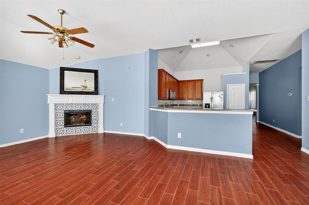 Villages Of Lake Forest Ph II - Residential