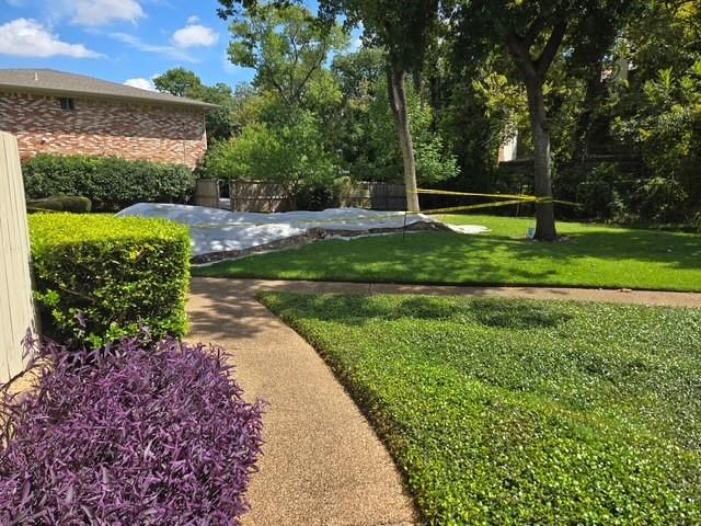 Royal Oaks Condo - Residential Lease