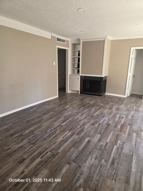 Royal Oaks Condo - Residential Lease