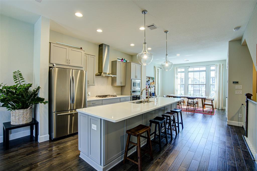 2725 Yellow Jasmine Lane