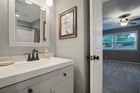 Tiny photo for 1102 Woodland Way, Richardson, TX 75080 (MLS # 21396091)