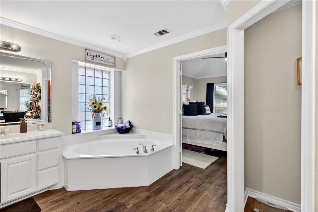 Enchanted Oaks Sec Tw - Residential