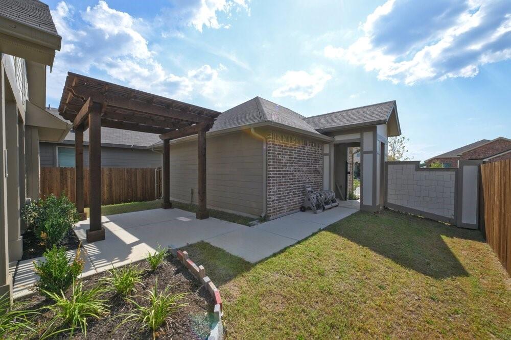 Aubrey Creek Estates - Residential Lease