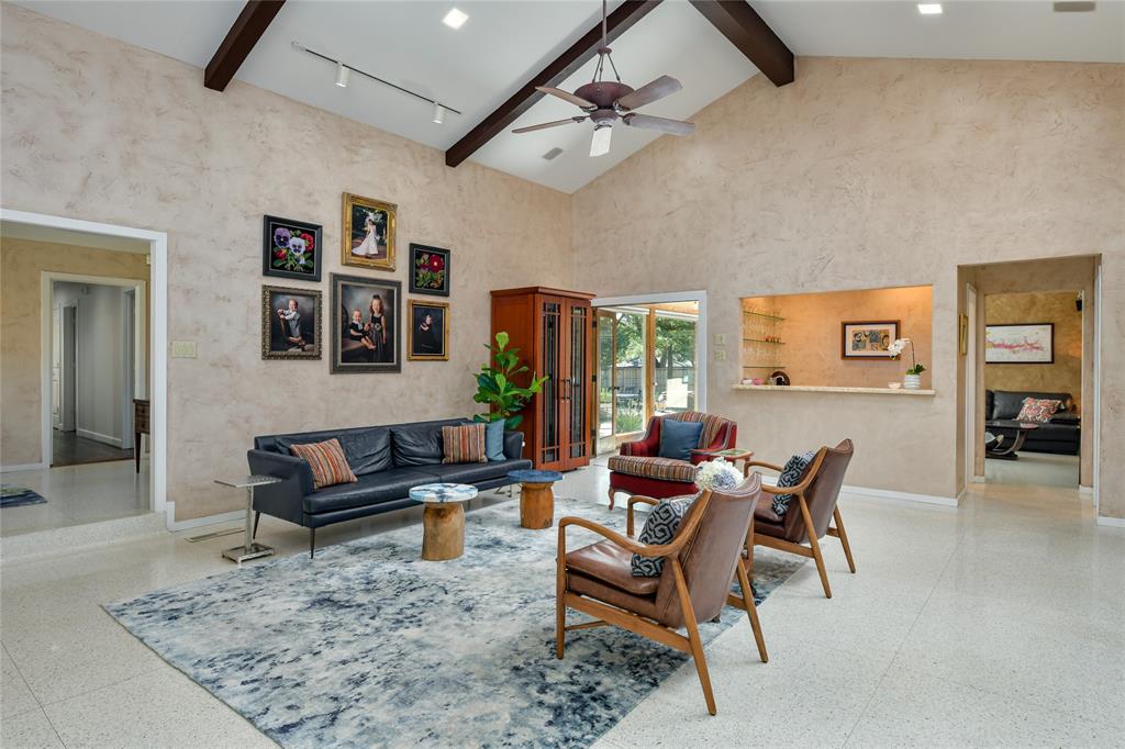 Russwood Acres 01 - Residential