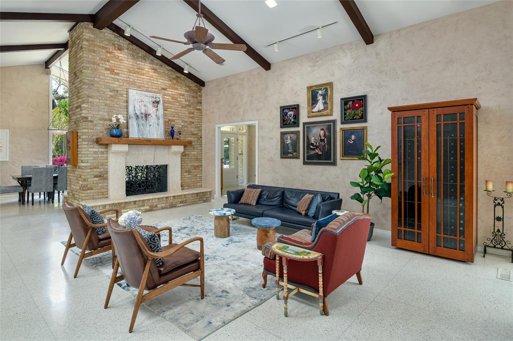 Russwood Acres 01 - Residential