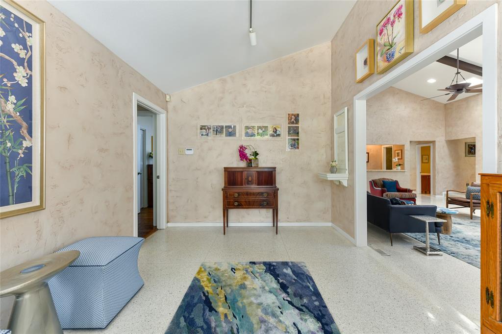 Russwood Acres 01 - Residential