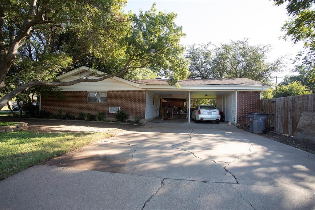 1400 Oak Hills Drive