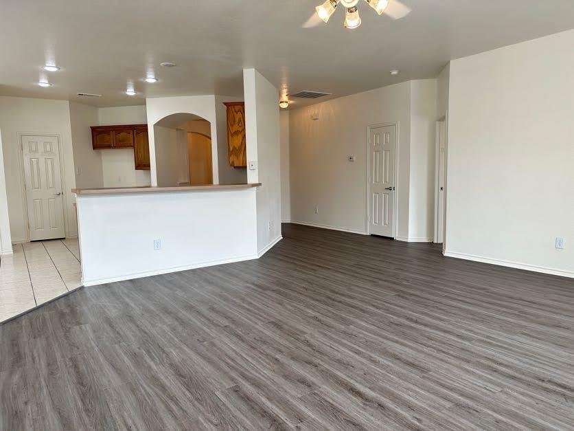 Alexandra Meadows - Residential Lease