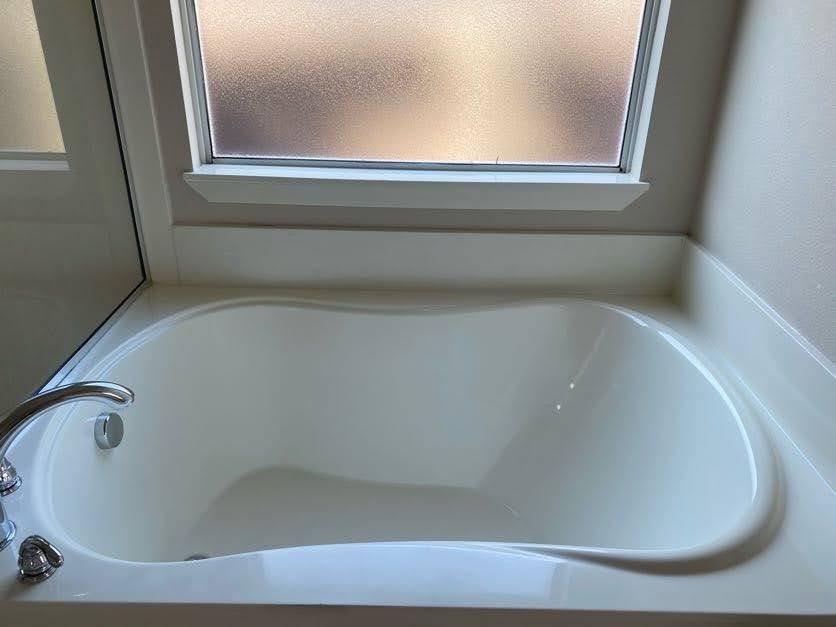 Alexandra Meadows - Residential Lease