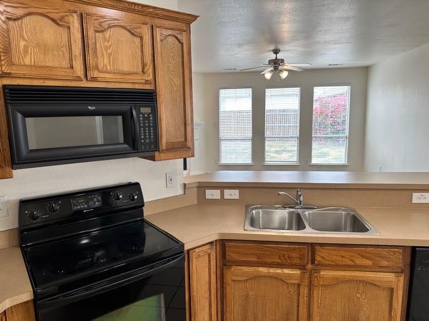 Alexandra Meadows - Residential Lease