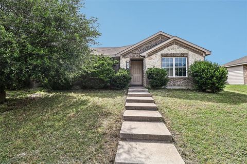 Photo of 2979 Driftwood Lane, Lancaster, TX 75146 (MLS # 21275711)