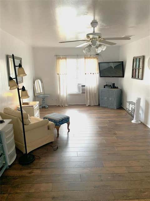 Photo of 109 Vandenburg Drive #B, Denison, TX 75020 (MLS # 21327232)
