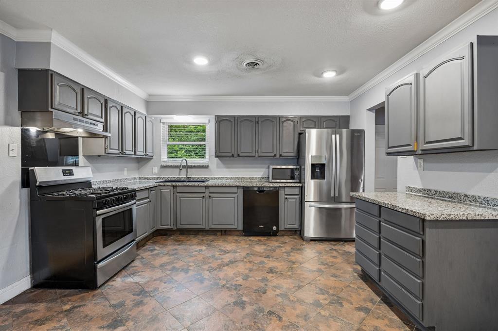 2332 Hartline Drive