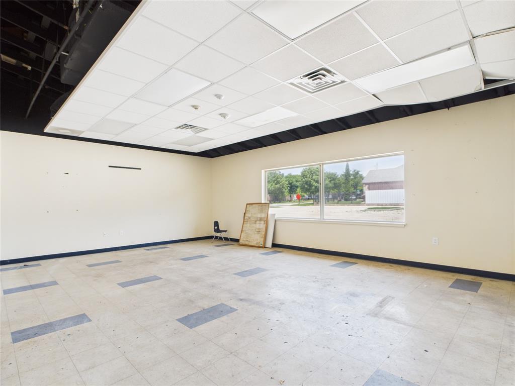 Seminary Hill - Commercial Lease