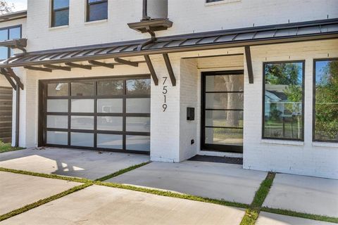 Tiny photo for 7519 Robin Road, Dallas, TX 75209 (MLS # 21032563)
