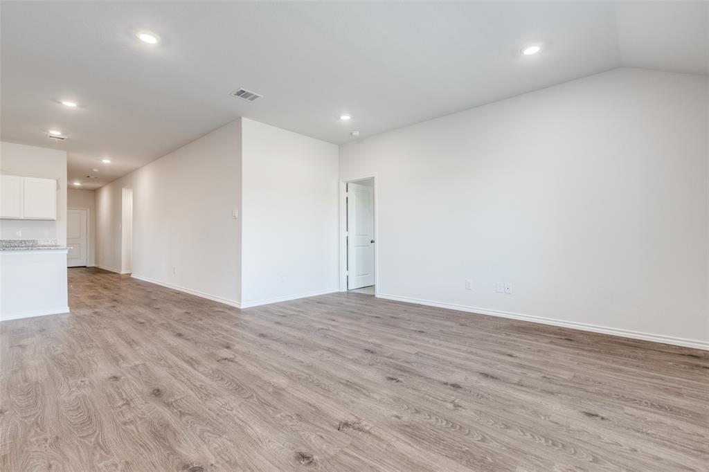 Chalk Hill Ph 2 - Residential Lease