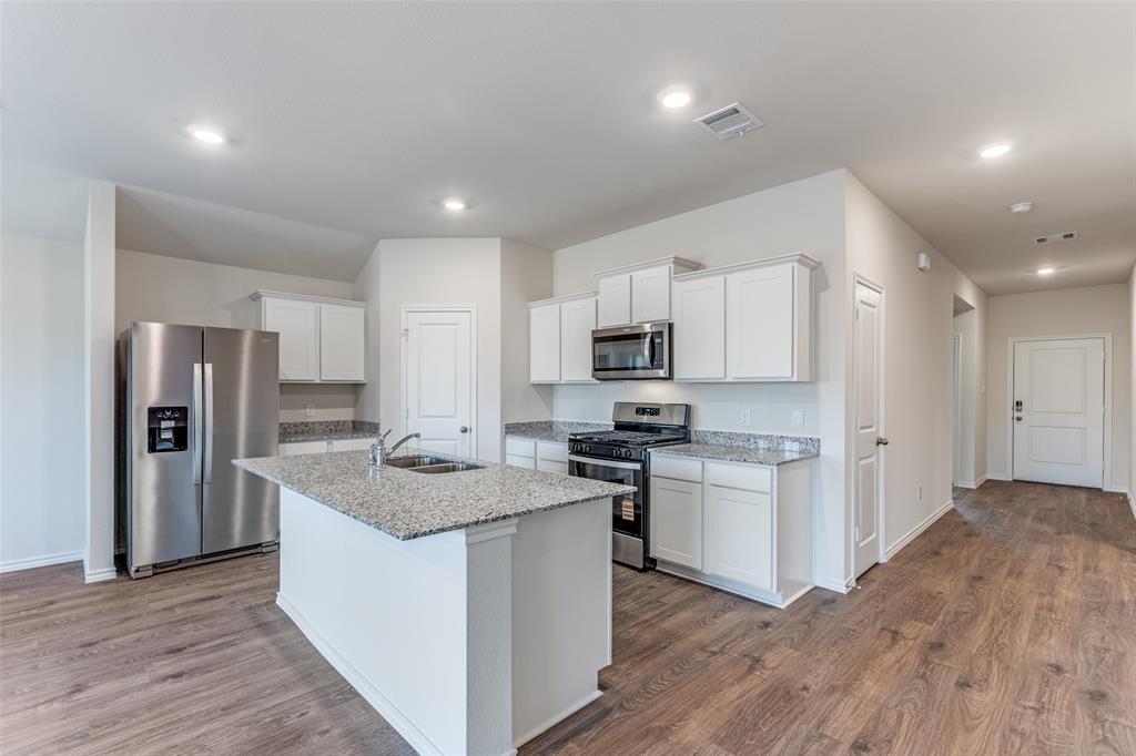 Chalk Hill Ph 2 - Residential Lease