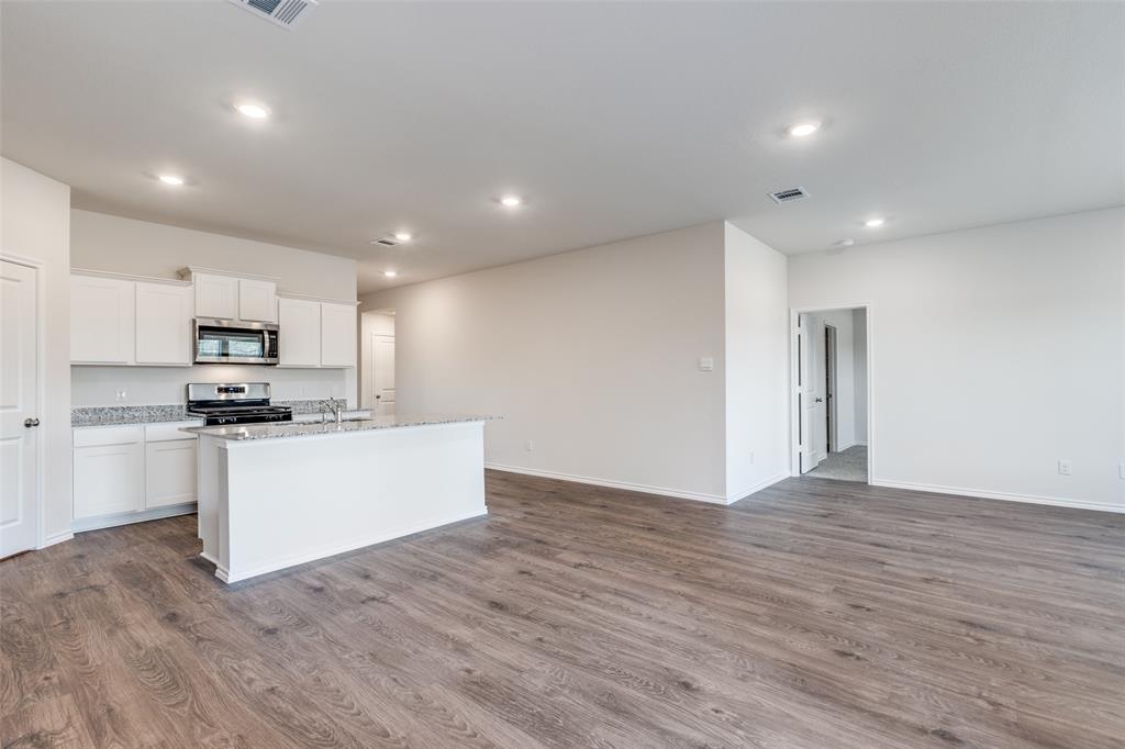 Chalk Hill Ph 2 - Residential Lease