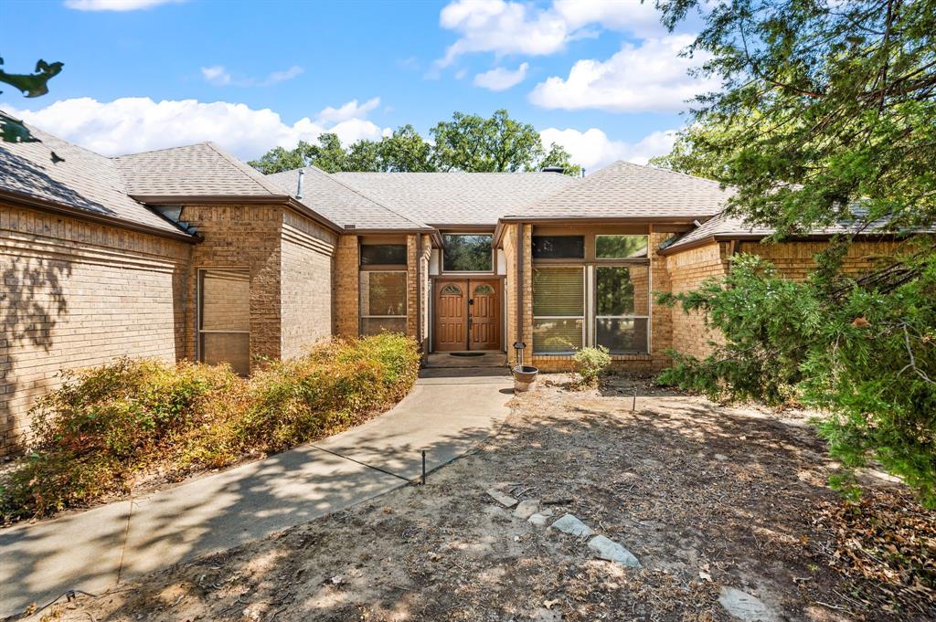 1653 creekside Drive