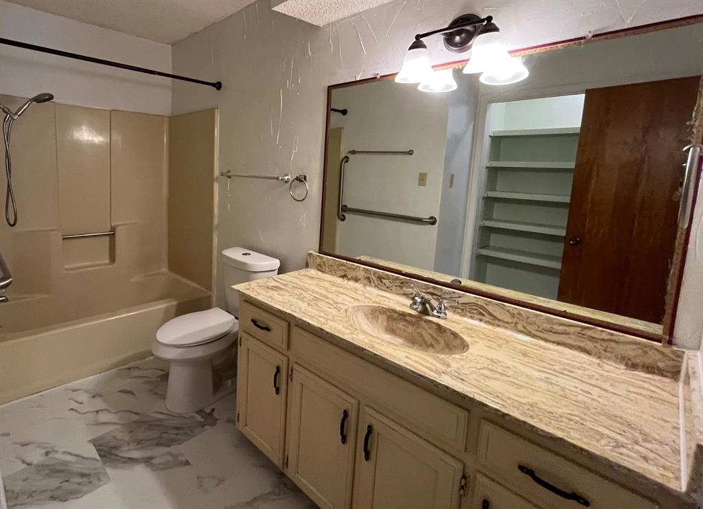 Stevens Add - Residential Lease