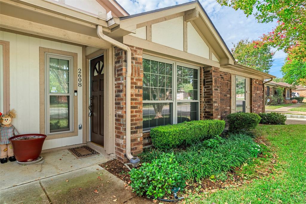 2608 Chestnut Court