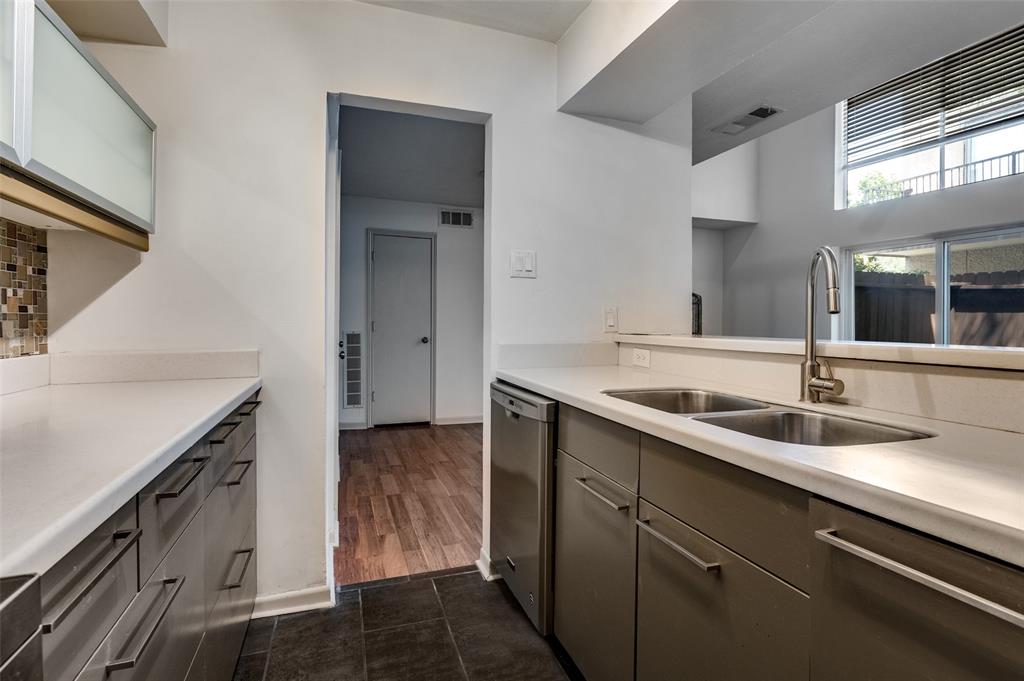 Wycliff Place Condo - Residential