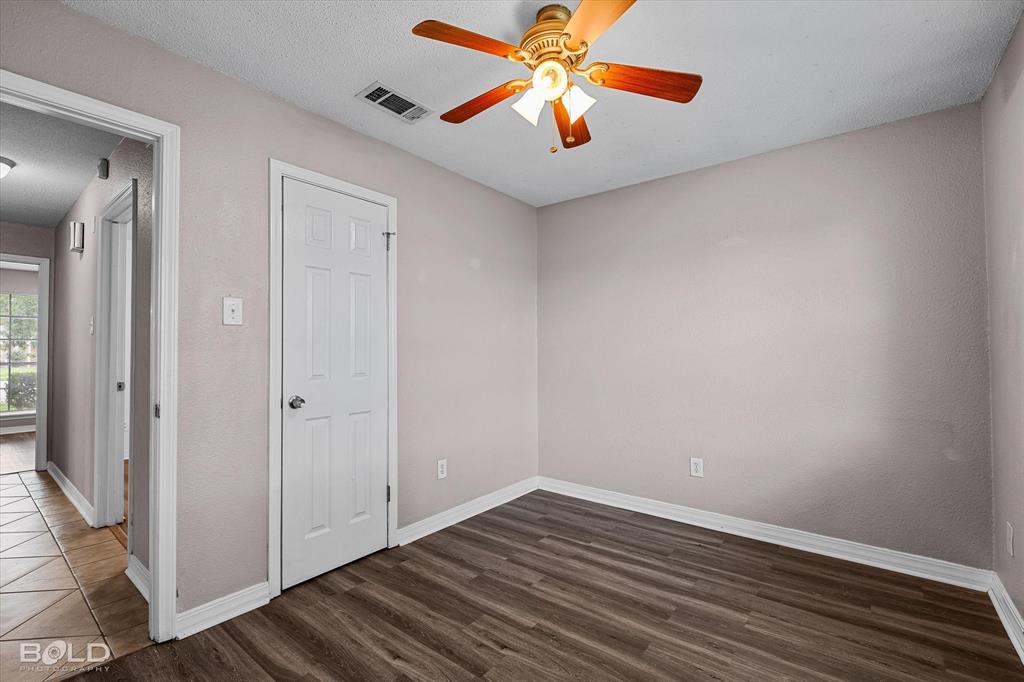 Bossier City, Louisiana 71111, United States, 3 Bedrooms Bedrooms, ,2 BathroomsBathrooms,Residential,Pending,216855