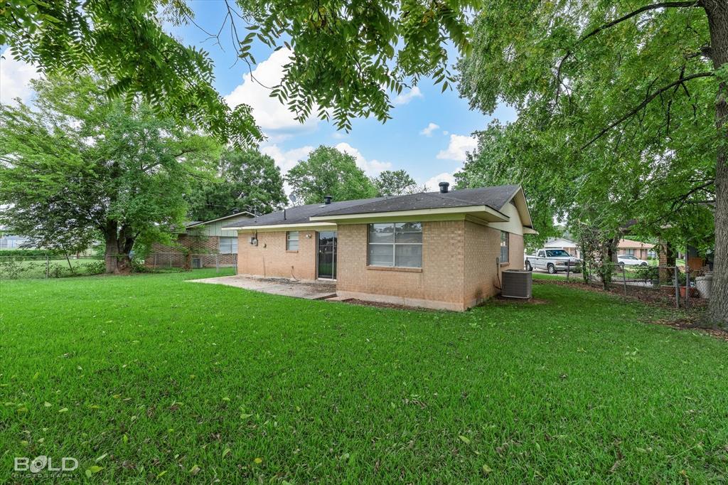 Bossier City, Louisiana 71111, United States, 3 Bedrooms Bedrooms, ,2 BathroomsBathrooms,Residential,Pending,216855