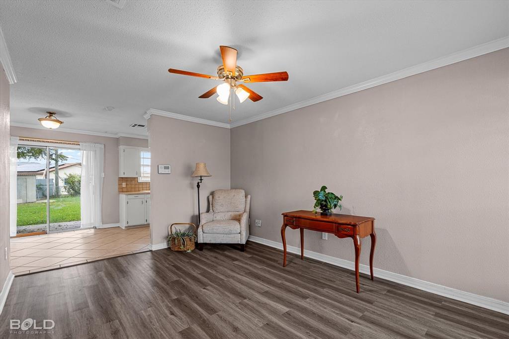 Bossier City, Louisiana 71111, United States, 3 Bedrooms Bedrooms, ,2 BathroomsBathrooms,Residential,Pending,216855