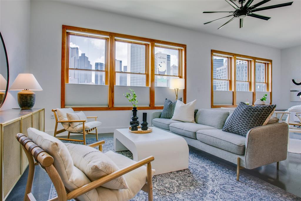 Live Oak Lofts Condo - Residential