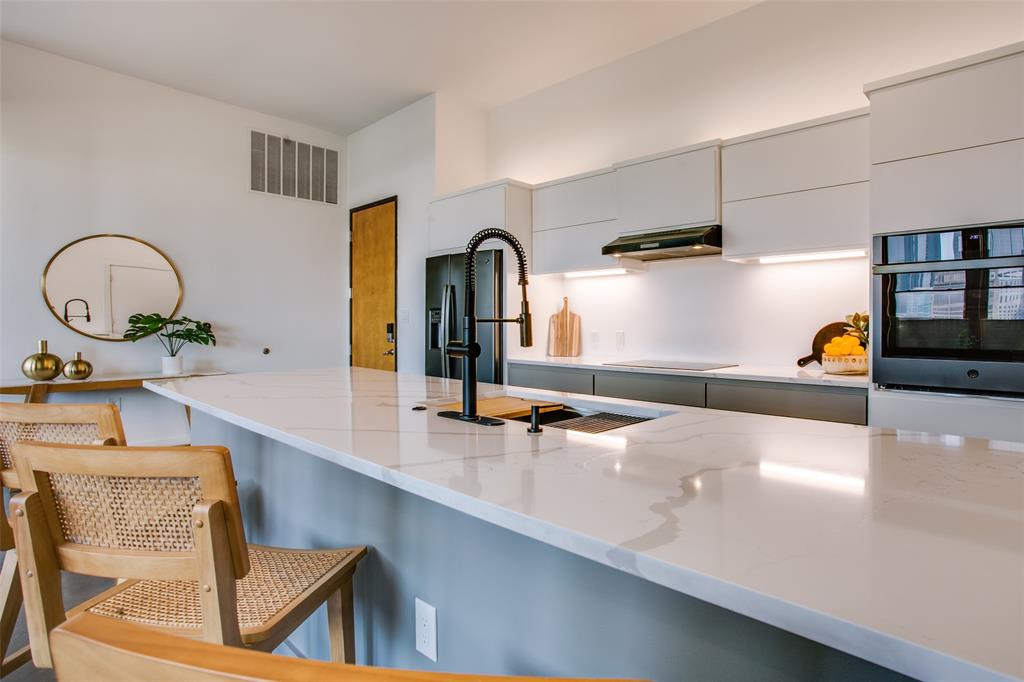 Live Oak Lofts Condo - Residential