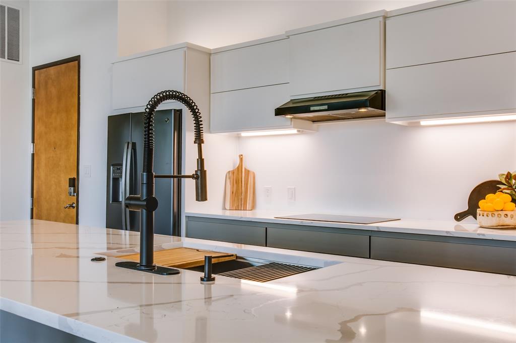 Live Oak Lofts Condo - Residential