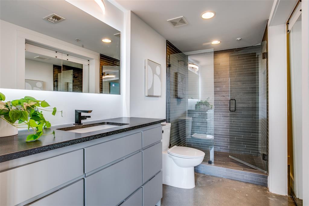 Live Oak Lofts Condo - Residential