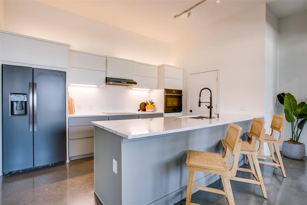 Live Oak Lofts Condo - Residential