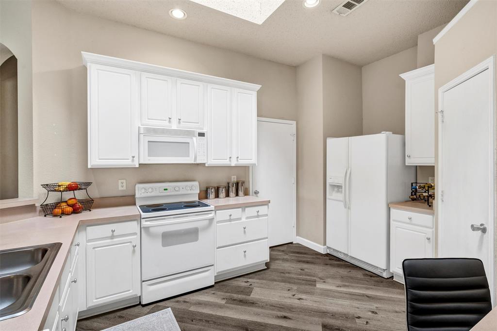 8213 Bedrock Drive